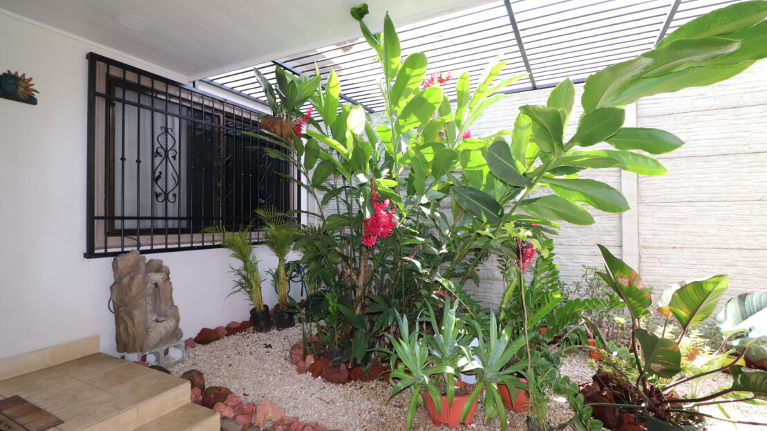 HOUSE FOR SALE RESIDENTIAL CATALUÑA – ALAJUELA